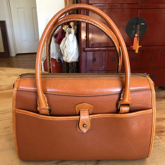 Dooney & Bourke Bag - Picture 2 of 9